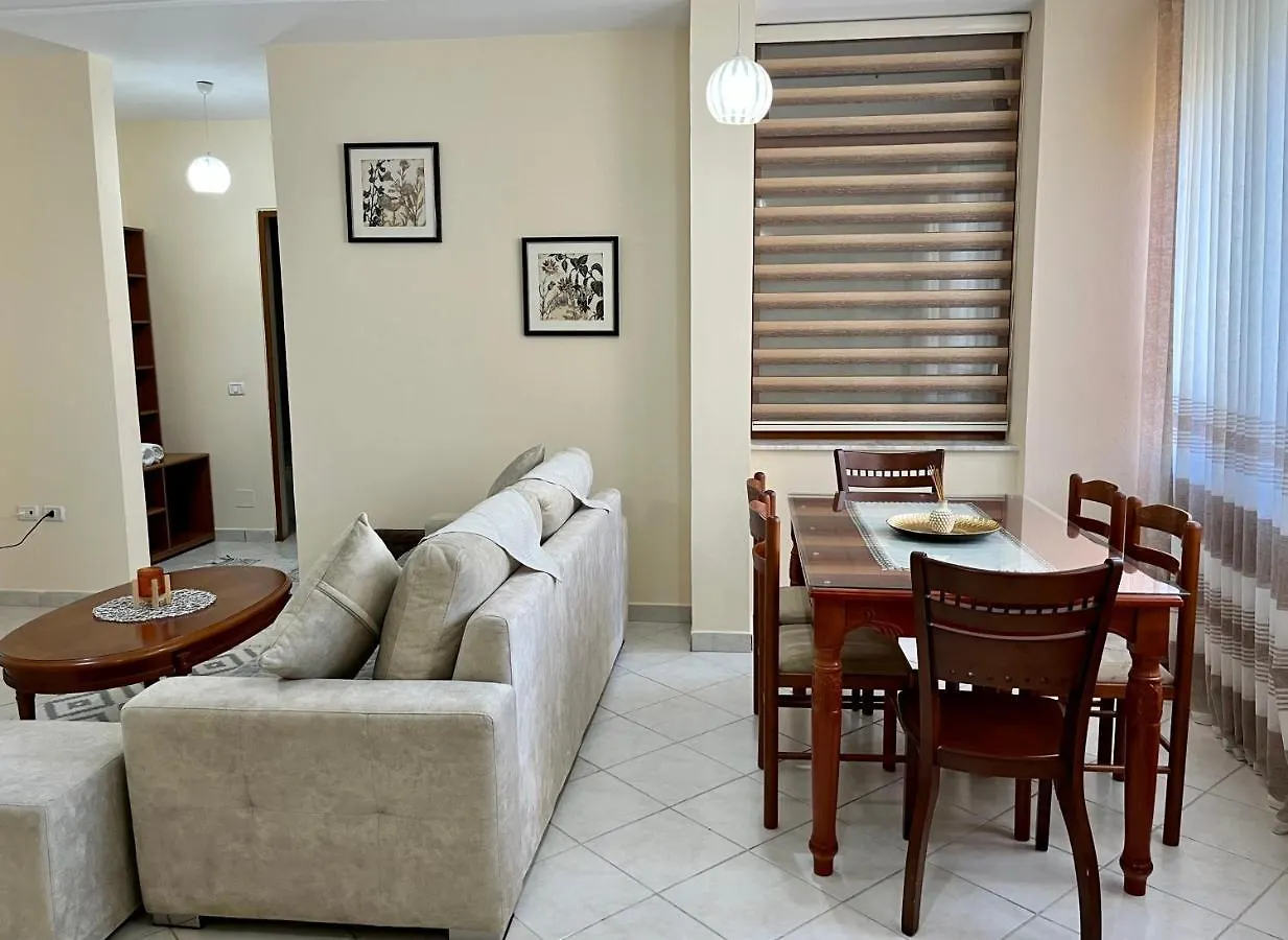 Beachside Family Nest Apt, Spacious & Cozy - By Beta Premium Golem  Apartment Golem (Tirana)